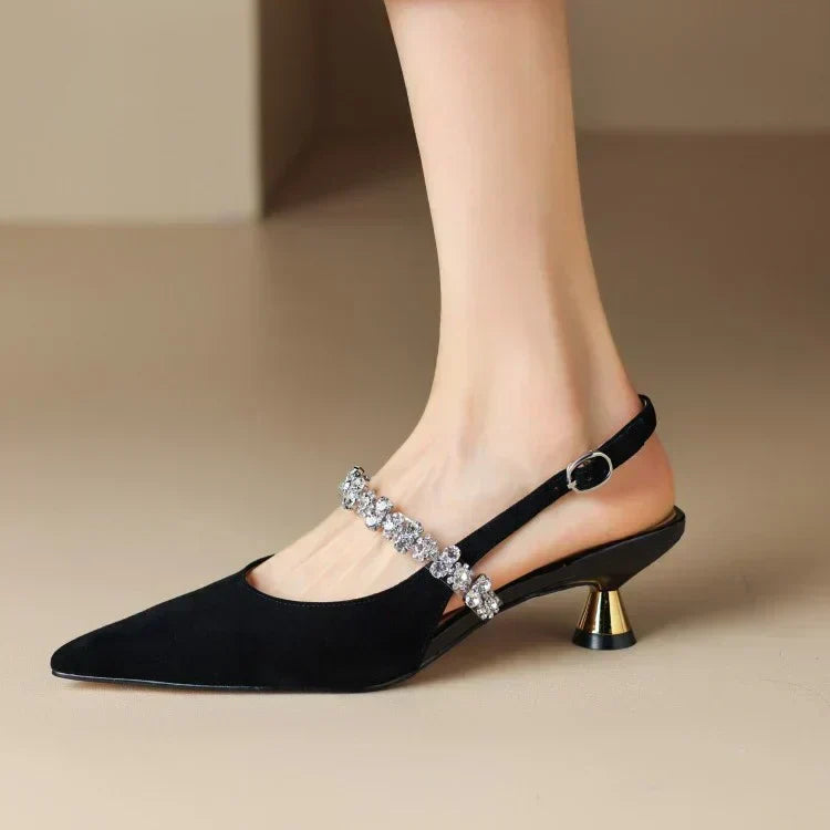 ISABELLE | Elegant Pumps