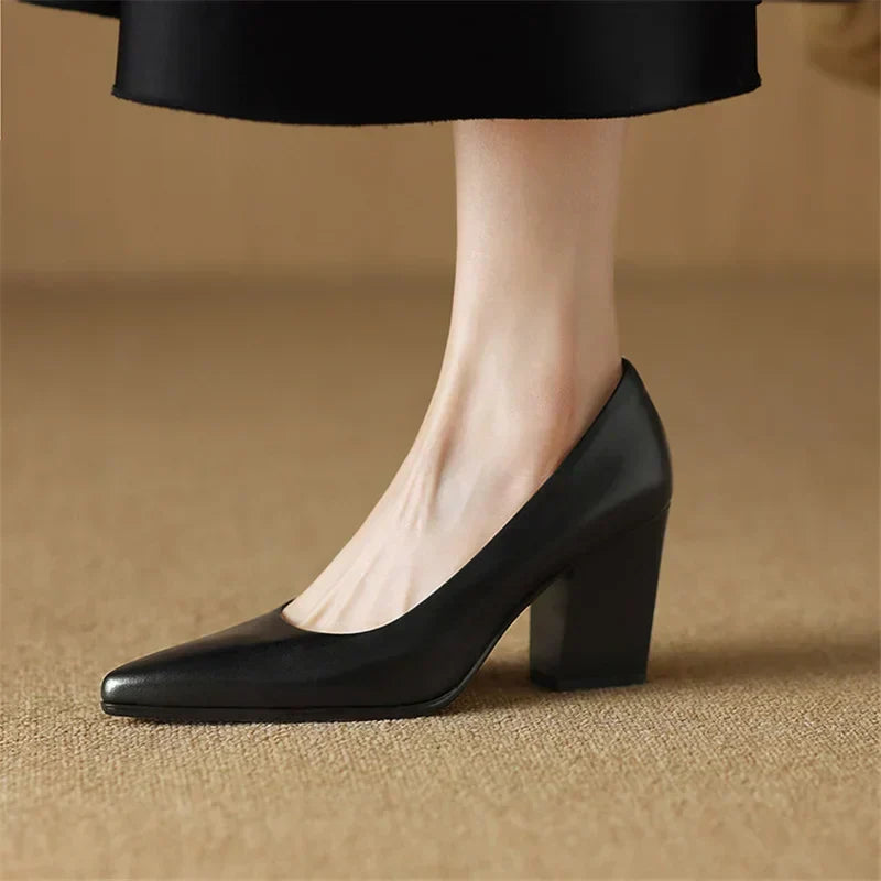 FIONA | Elegant Pumps